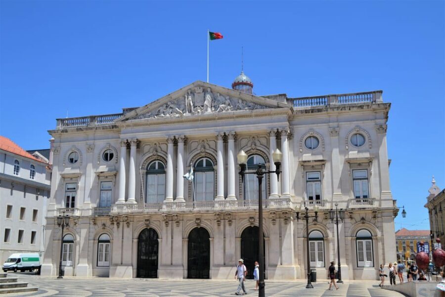 Lisbon Private Tour in Spanish - The big value: you choose the breaks, not just the route