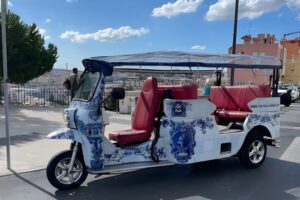 Lisbon: Private Tuk Tuk Sightseeing Tour & Historic Stories - The historic-core route, with Lisbon Cathedral as your big anchor