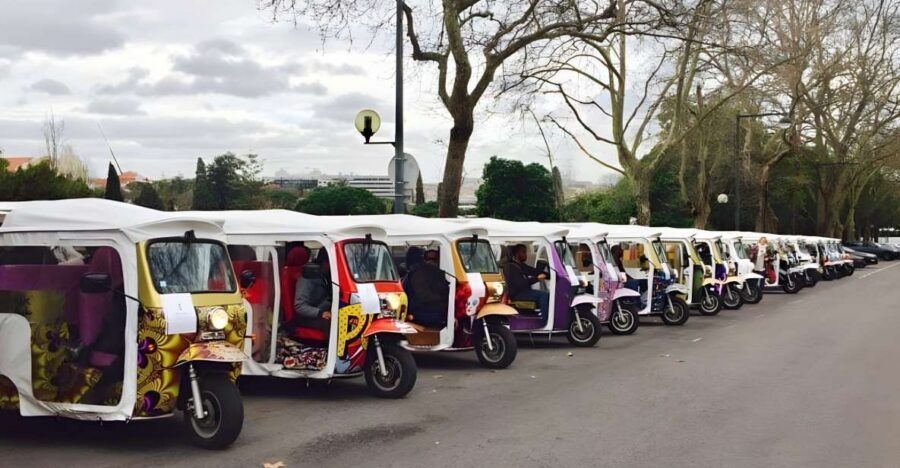 Lisbon: Private Tuk Tuk Sightseeing Tour & Historic Stories - Getting the most out of the driver-guide (without interrupting every minute)