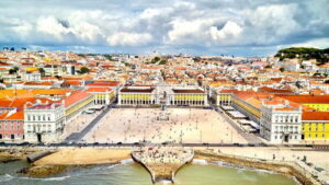 Lisbon: Private Tuktuk Tour with History & Music - Getting started at Restaurante Sophia by Time Out Market