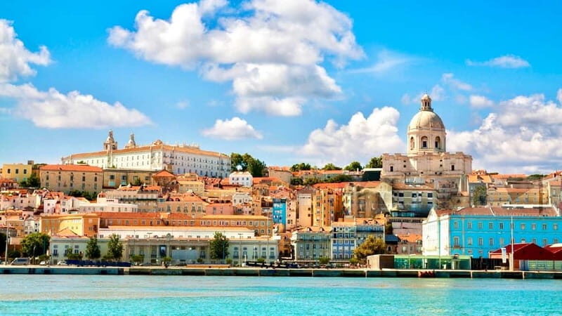 Lisbon: Private Tuktuk Tour with History & Music - Cruise Terminal to Fado Museum: music enters the route