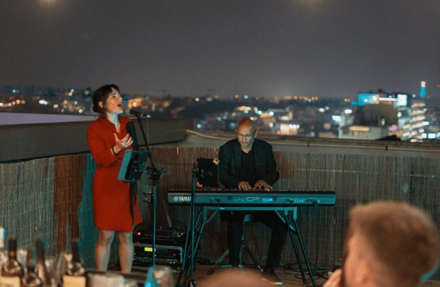 Lisbon: Rooftop Wine Tasting with Live Traditional Fado - Key things you’ll notice right away
