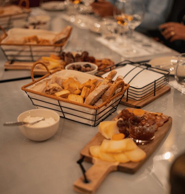 Lisbon: Rooftop Wine Tasting with Live Traditional Fado - Rooftop Lisbon: live fado with five wines