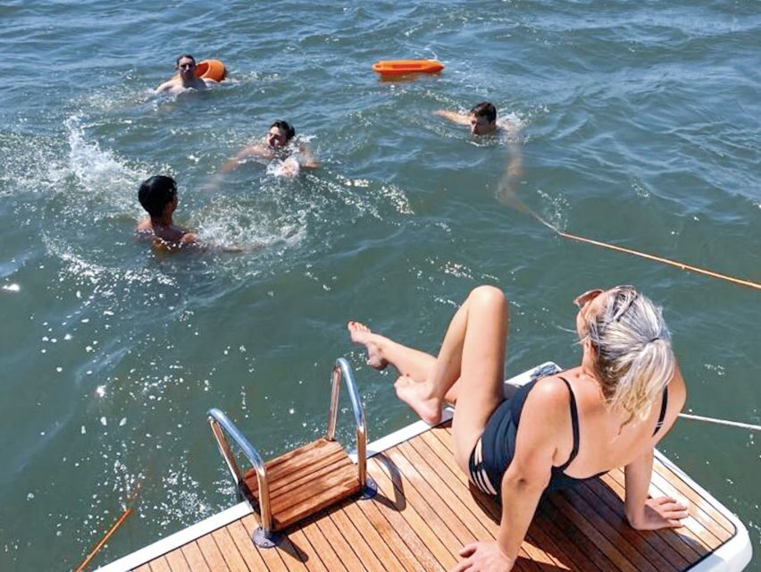 Lisbon: Sailboat Beach Tour - FAQ