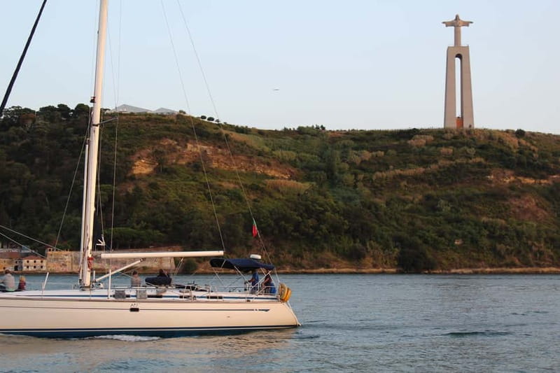 Lisbon: Sailing Boat Tour with Drinks - Key Things You’ll Actually Care About