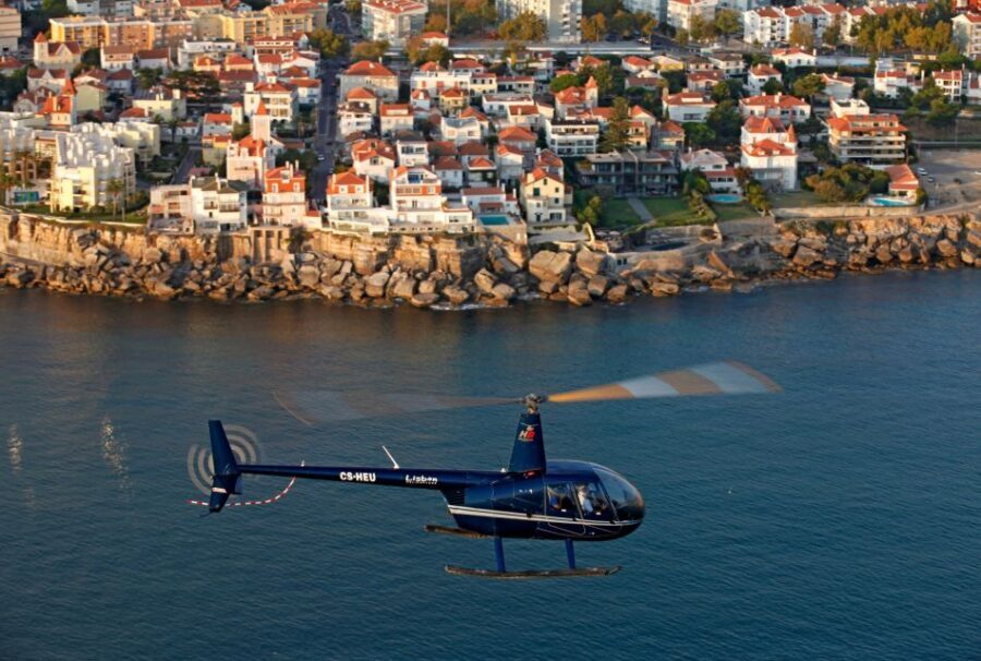 Lisbon: Sightseeing Helicopter Tour Over Belem and Caparica - A 15-minute Robinson 44 flight is the whole deal