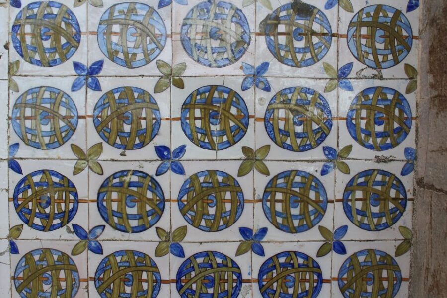 Lisbon: Sintra, Cascais, & Estoril Guided Day Tour - Estoril: Casino History, WWII Spies, and Bond Connections