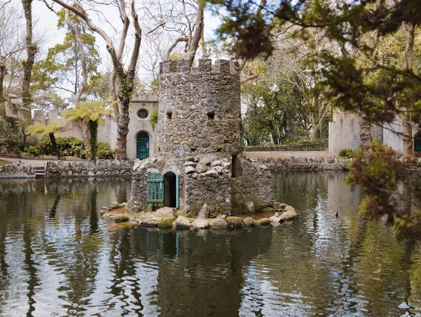 Lisbon: Sintra, Pena Palace & Cascais Guided Tour - Cascais and Estoril: coast time with just enough slack