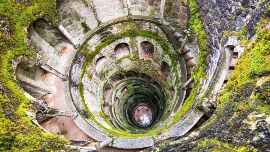 Lisbon: Sintra, Pena Palace, Quinta Regaleira, Cabo da Roca - Castle of the Moors: where medieval layers still show