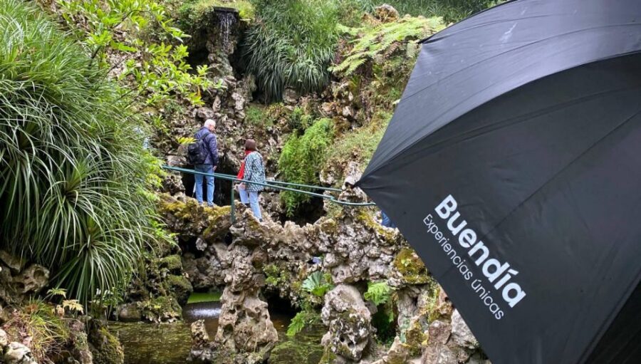 Lisbon: Sintra, Regaleira with ticket guided tour by train - Weather and Comfort: Rain or Shine, but Wear the Right Shoes