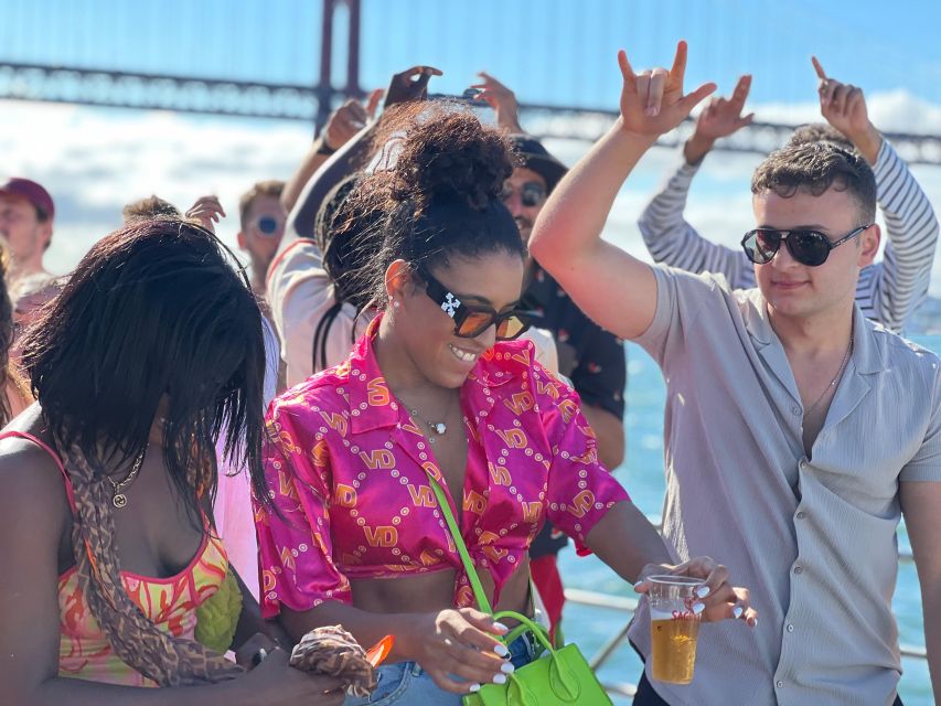 Lisbon: Splash Boat Party the only all inclusive party + SUP - FAQ