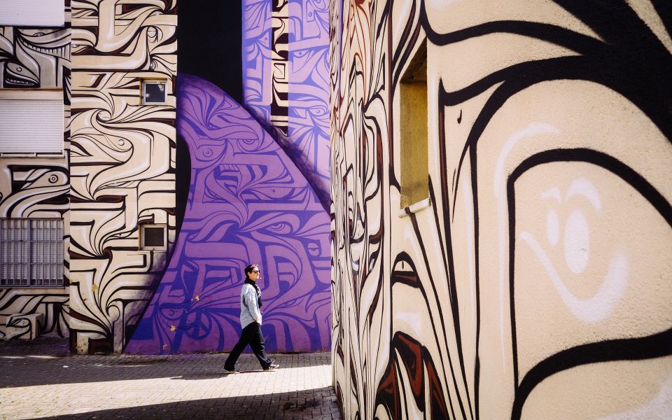 Lisbon Street Art Tour - Graça and Mouraria: two neighbourhoods where street art feels “grown in”