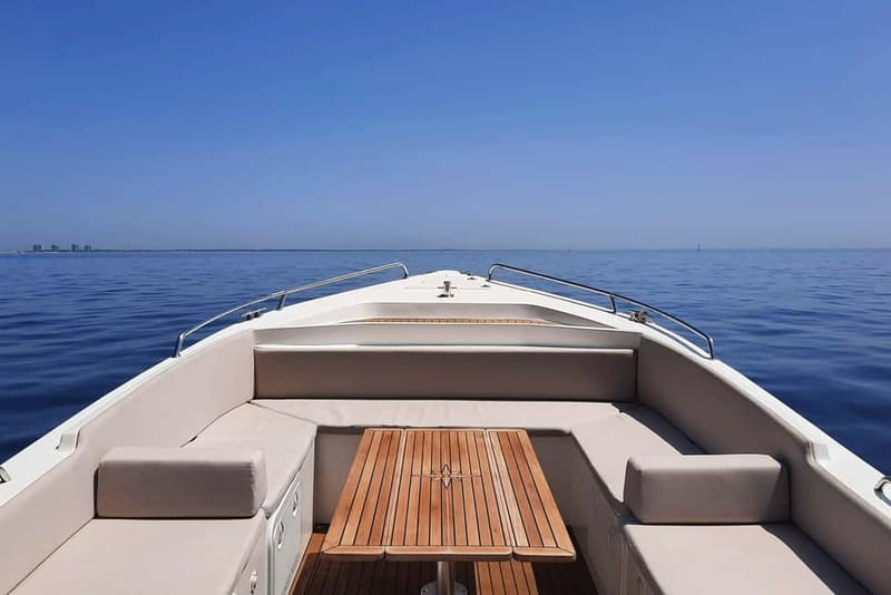 Lisbon: Sunset Boat Tour with Snacks & Drinks - What you’ll actually eat and drink on board