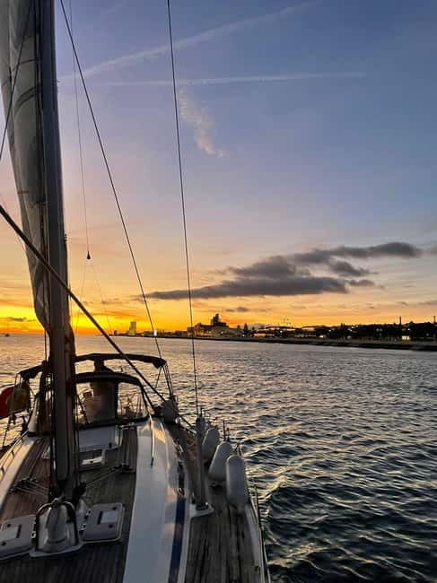 Lisbon: Sunset Sailing with Local Wine & Stunning Views - Wine, Blankets, and a Bluetooth Speaker: The Golden Hour Comfort Plan
