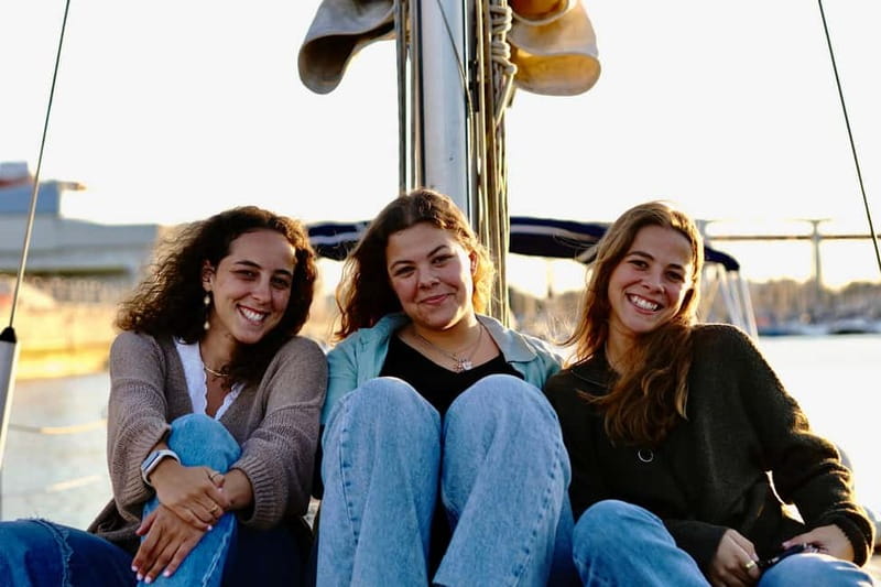 Lisbon: Sunset Sailing with Local Wine & Stunning Views - Two Hours on the Tejo: Why Short Sailing Makes Lisbon Feel Easier