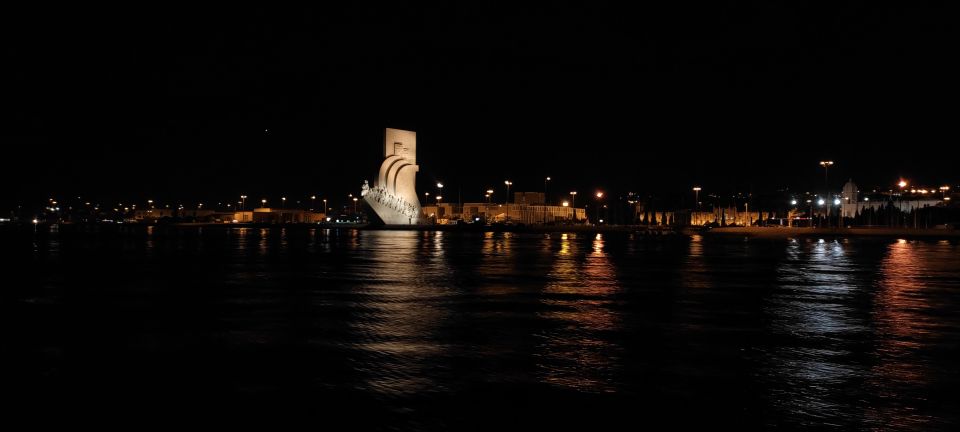 Lisbon: Tagus River Boat Sunset and Night Champagne Tour - Price and value: is $41 a smart buy?