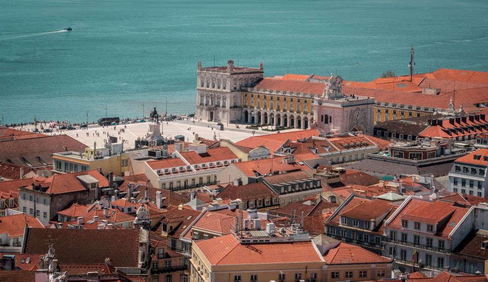 Lisbon: The city where it all started - Christ King Viewpoints: How to Get Your Best Lisbon Photo Without Losing Time