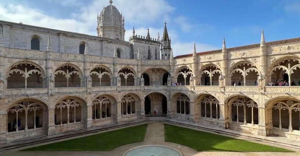 Lisbon: Tour of Belem and Jerónimos Monastery - The Belém pastry stop: optional break, easy win