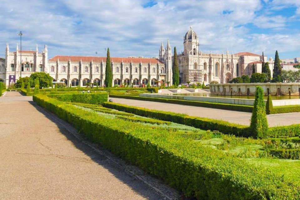 Lisbon: Tour of Belem and Jerónimos Monastery - The real risk to consider: service hiccups