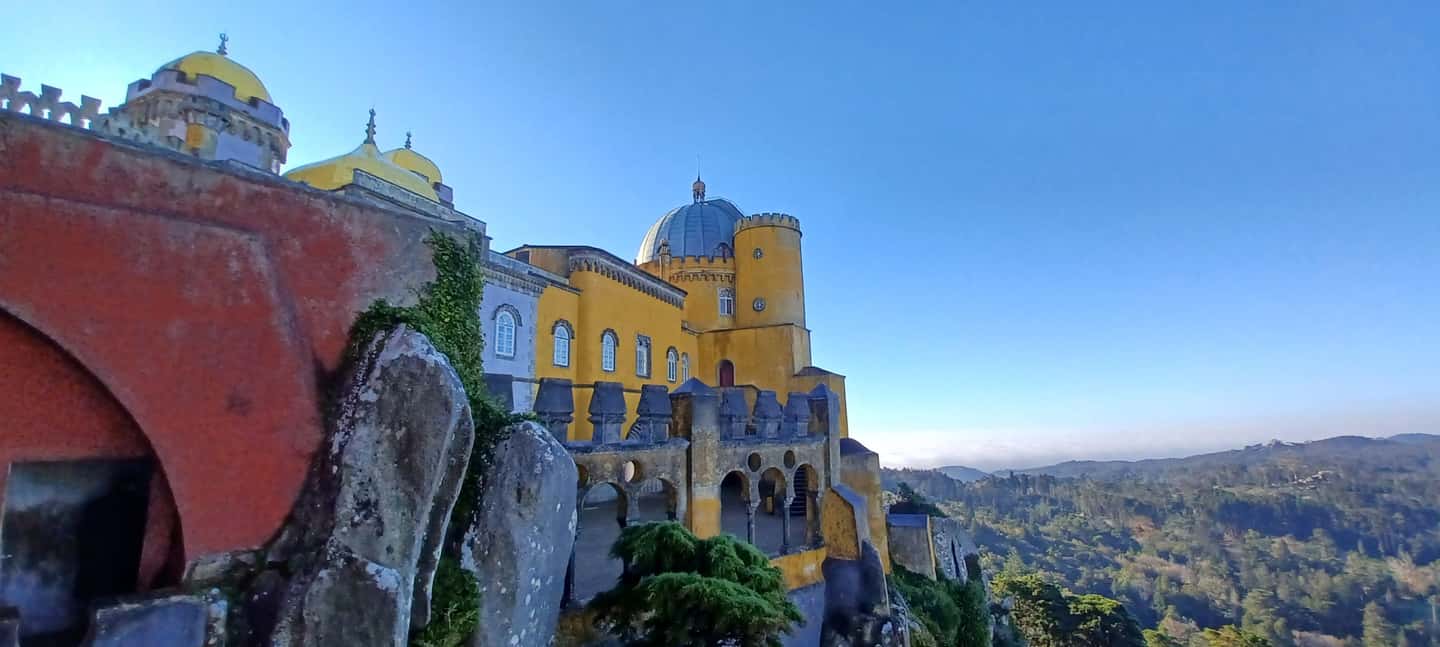 Lisbon: Tour to Pena Palace, Sintra, Cabo da Roca, Cascais - Sintra village: photos, the Moorish Castle view zone, and time to wander