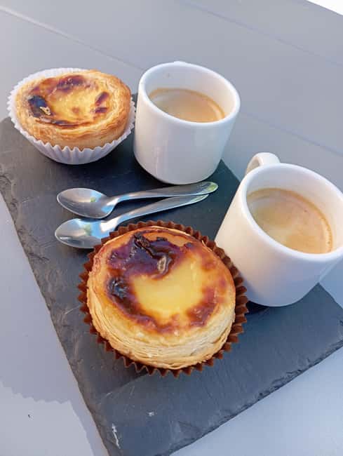 Lisbon: Traditional Walking Food Tour - Starting under the Estátua do Marquês Sá da Bandeira