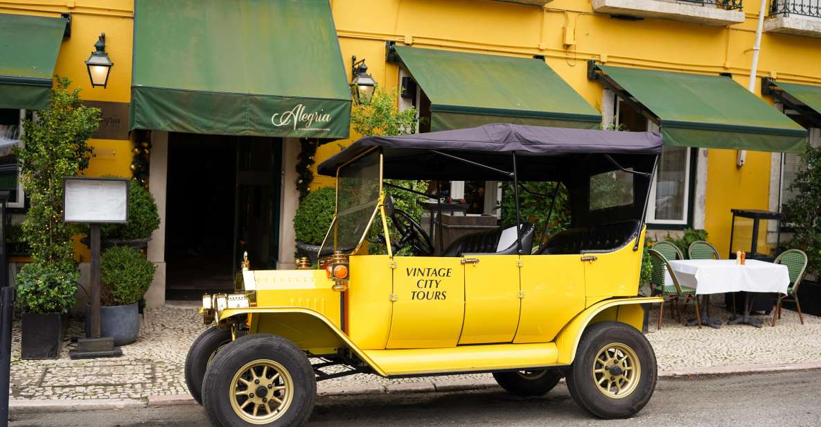 Lisbon: Tuk Tuk City tour with vintage car - Guide style: where the best tours earn their money