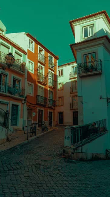 Lisbon: Tuk-Tuk Tour Historical Alfama old town private tour - Graça and Senhora do Monte: the tour keeps widening your perspective