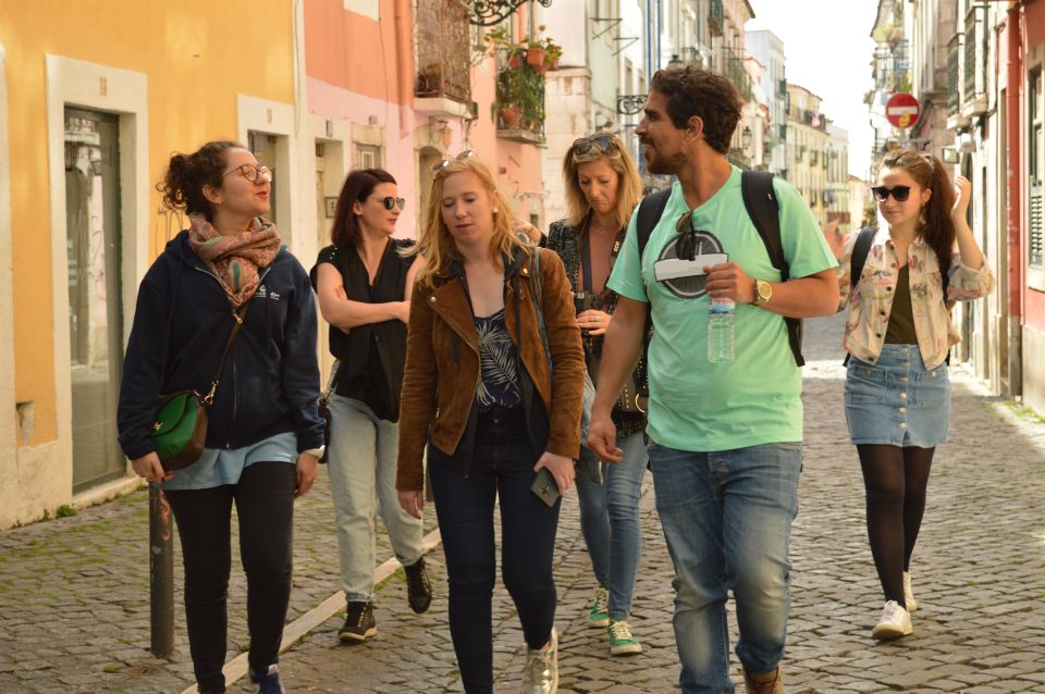 Lisbon: Walking Tour in the Center (Max 12 Participants) - Finishing at Praça do Comércio: tiles, Rua Augusta, and Arco de Rua Augusta
