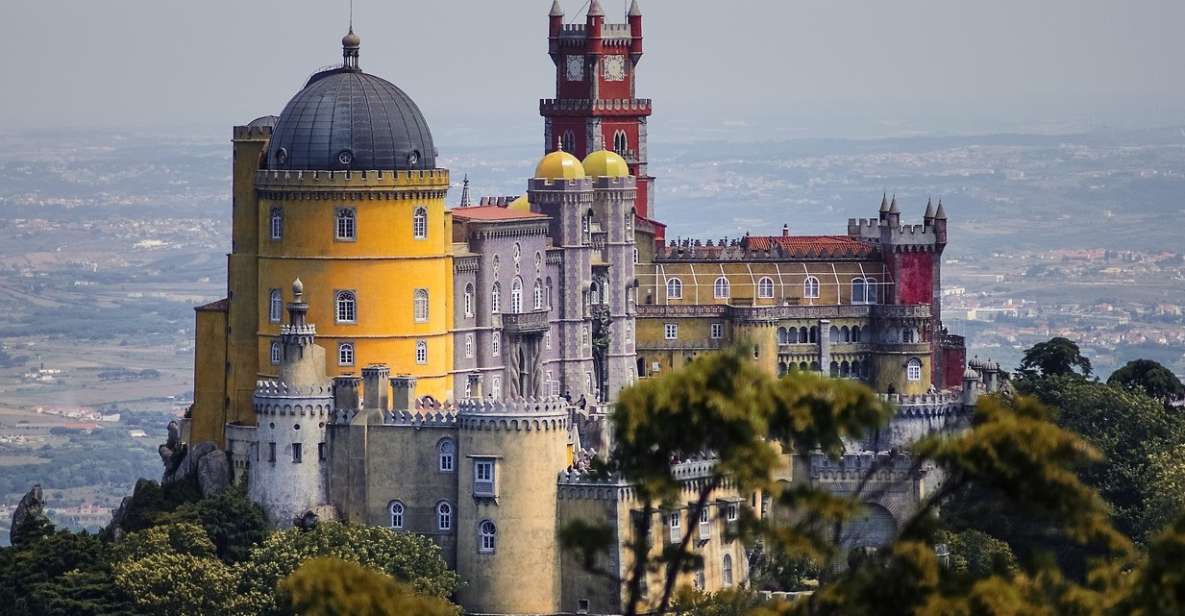 Lisbon: Wonders of Sintra & Cascais Private Day Tour - Key points to plan your day around