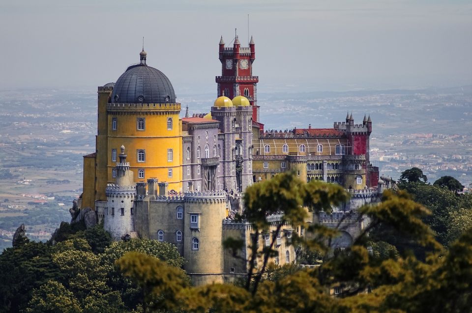 Lisbon: Wonders of Sintra & Cascais Private Day Tour - Price and value: what $223 buys you (and what to watch)
