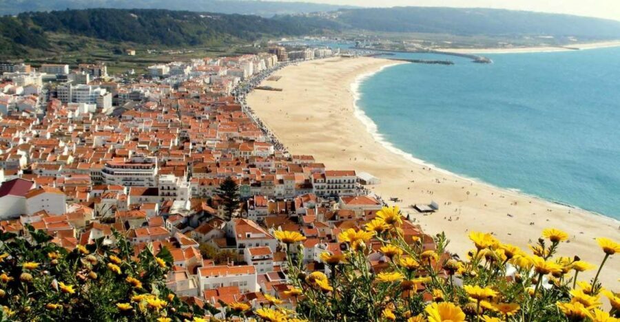Lisbona: Tour a Fátima, Óbidos e Nazaré - The flow of the day: Fátima → Nazaré → Óbidos