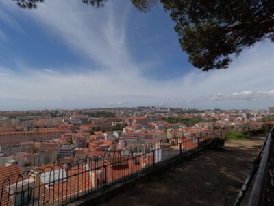 Lisbon:Private guided historical sightseeing Tour by TUK-TUK - Meeting points in Alfama, Chiado, and Cais do Sodre (and what to prep)