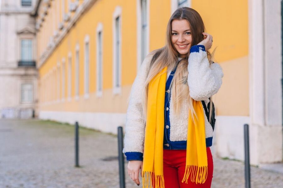 Loving Lisbon: Capture Your Memories with a Photoshoot! - Meeting at Rua Augusta Arch and spotting your Smiler photographer