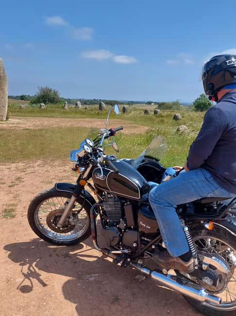 Megalithic & Medieval tour on a sidecar Évora - Évora World Heritage core: Roman, Visigothic, and Muslim threads