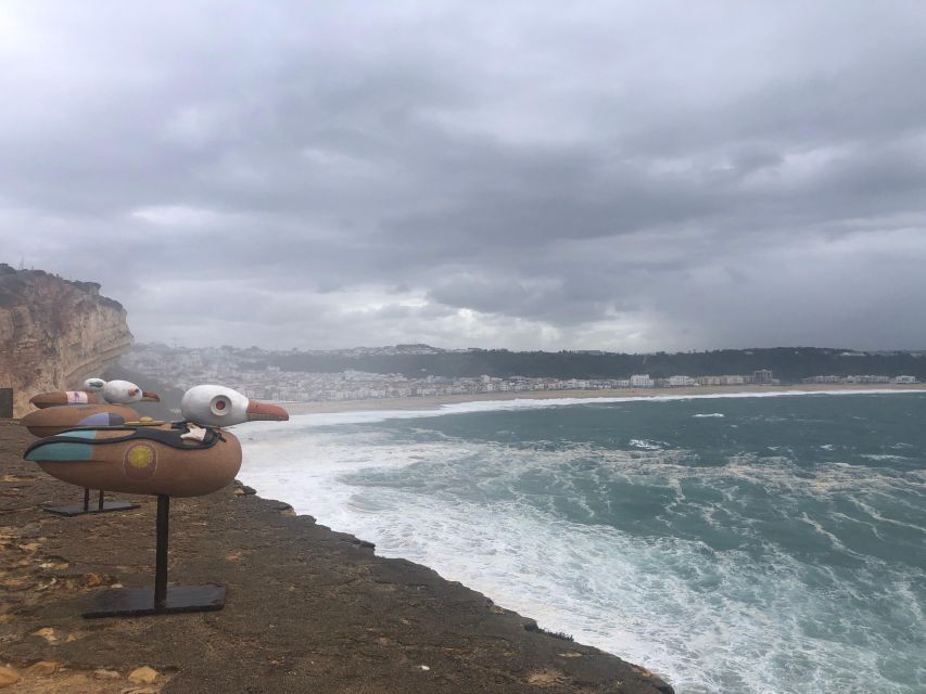 Nazaré: Big Wave Capital & Medieval Óbidos tour from Lisbon - Guide quality: why Alex’s style matters to the whole day