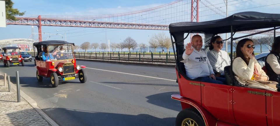 Nostalgic Lisbon Tuk Tuk Tour: Hidden Gems - Pastéis de Belém: the stop worth planning around