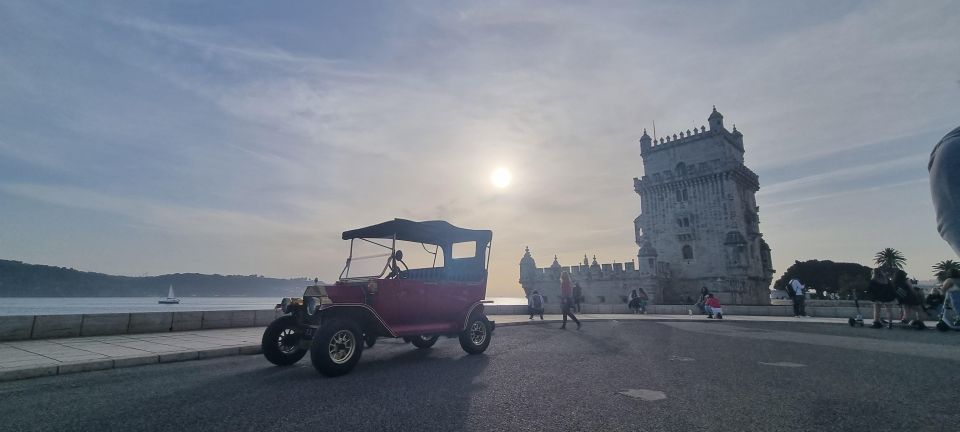 Nostalgic Lisbon Tuk Tuk Tour: Hidden Gems - The guide makes or breaks the day (and you get real personalities)