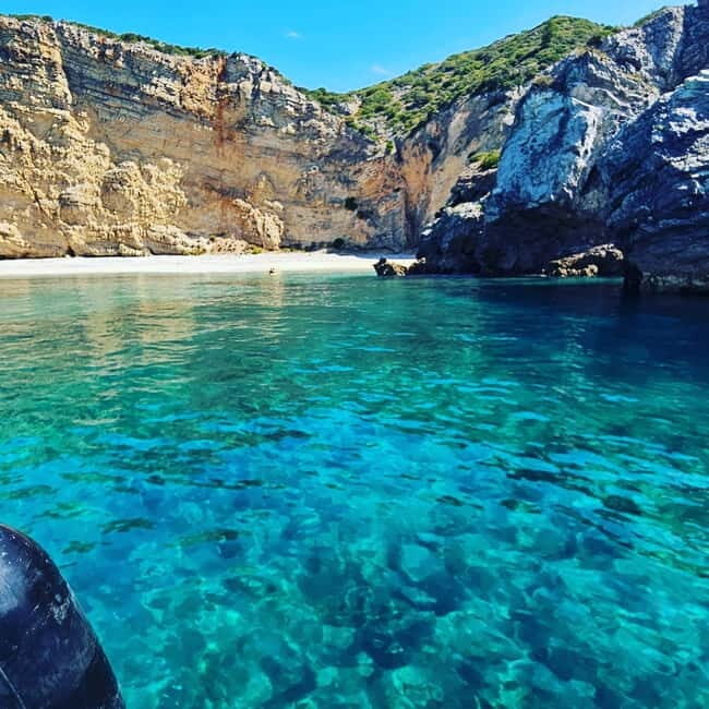 Passeio de Barco em Sesimbra (Publico/Compartilhado) - Cabo Espichel: Why This Coast Cruise Feels Like a Different Portugal