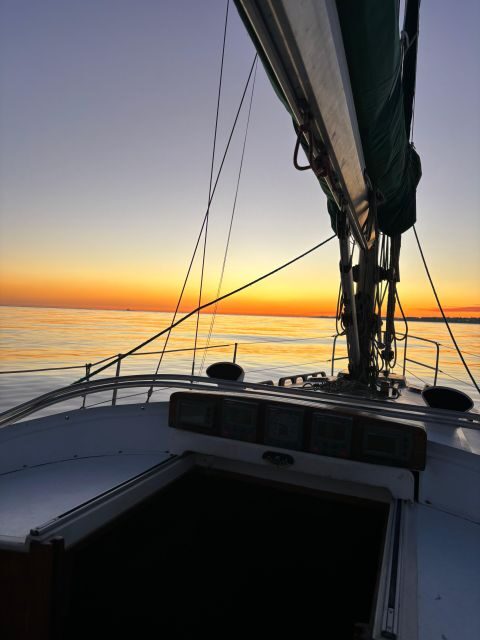 Private Boat Night Tour - Lisbon - The 2-Hour Plan: What You’ll See and How the Time Gets Used