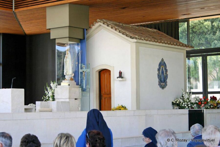 Private Fatima Full Day Tour from Lisbon - Nazaré Belvedere Views and the Old Fishing Town Mood
