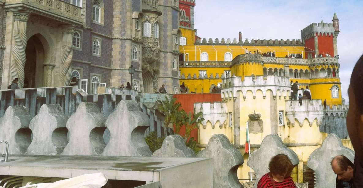 Private Half Day tour Sintra Pena Palace & Initiantion Well - Private half-day logistics: one car, one guide, and real breathing room