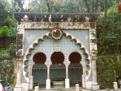 Private Half Day tour Sintra Pena Palace & Initiantion Well - Pena Palace: Romantic architecture, real views, and where to spend your hour