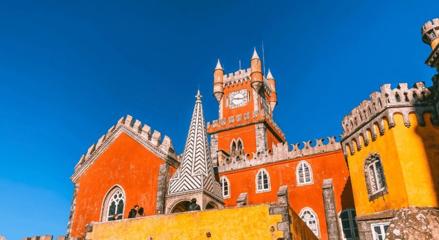 Private Tour : Sintra, Pena palace, Cabo da roca, Cascais - Pace, walking, and comfort: how to prepare