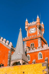 Private Tour : Sintra, Pena palace, Cabo da roca, Cascais - Getting there: Lisbon pickup and Jeep/SUV comfort