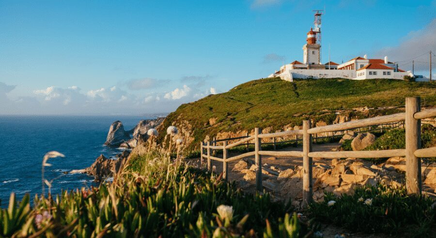 Private Tour : Sintra, Pena palace, Cabo da roca, Cascais - Cabo da Roca: Europe’s edge in a concentrated 30 minutes