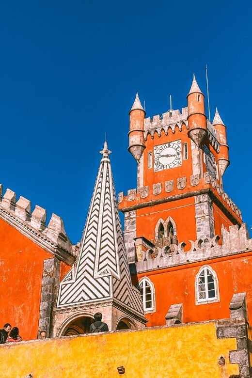 Private Tour : Sintra, Pena palace, Cabo da roca, Cascais - Getting there: Lisbon pickup and Jeep/SUV comfort