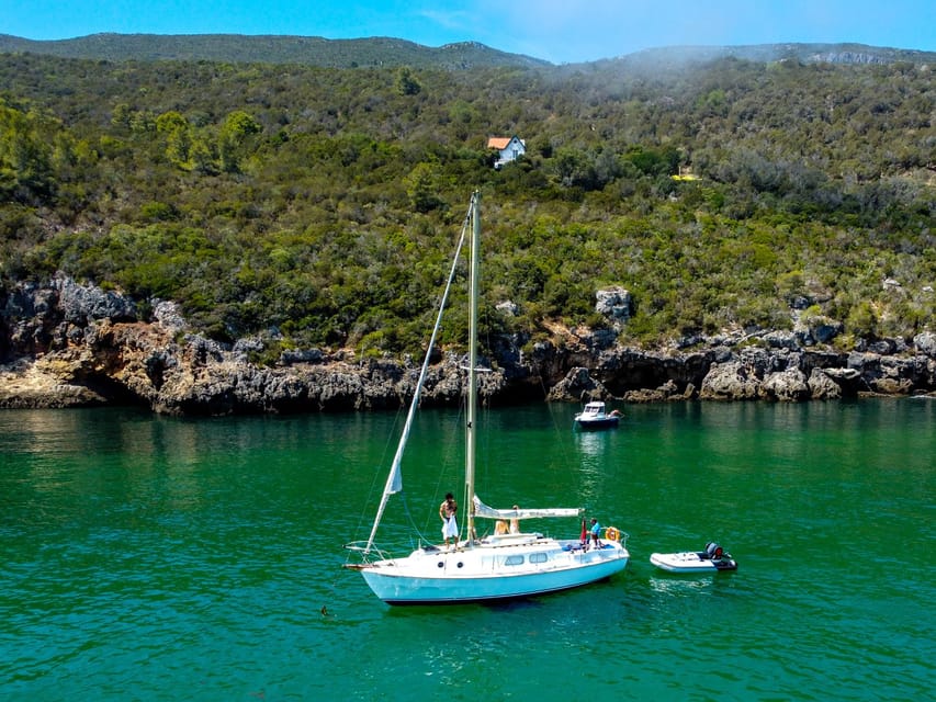 Serra da Arrábida : Sailing Tour - Wine and Cheese Stops Plus Paddleboarding Time