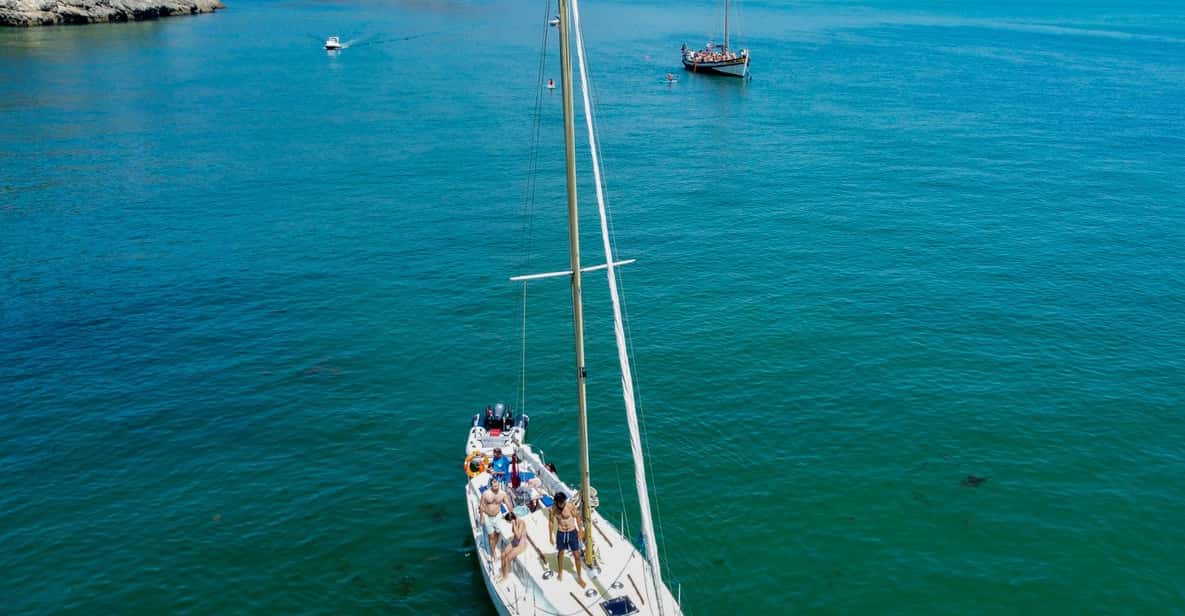 Serra da Arrábida : Sailing Tour - Zoe and Simão: Why the Crew Makes This Trip Work
