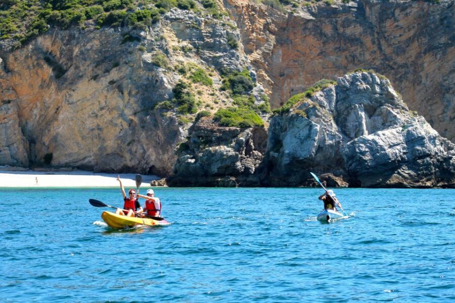 Sesimbra: Arrábida Natural Park Kayak Tour - Meeting at the Clube Naval de Sesimbra and getting ready