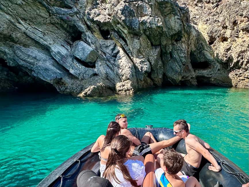 Sesimbra: Secret Beaches and Caves - Cabo Espichel: the big moment and the return by sea